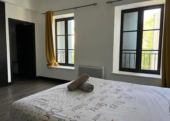 Apartment Le Bourgeois Grand T2 *